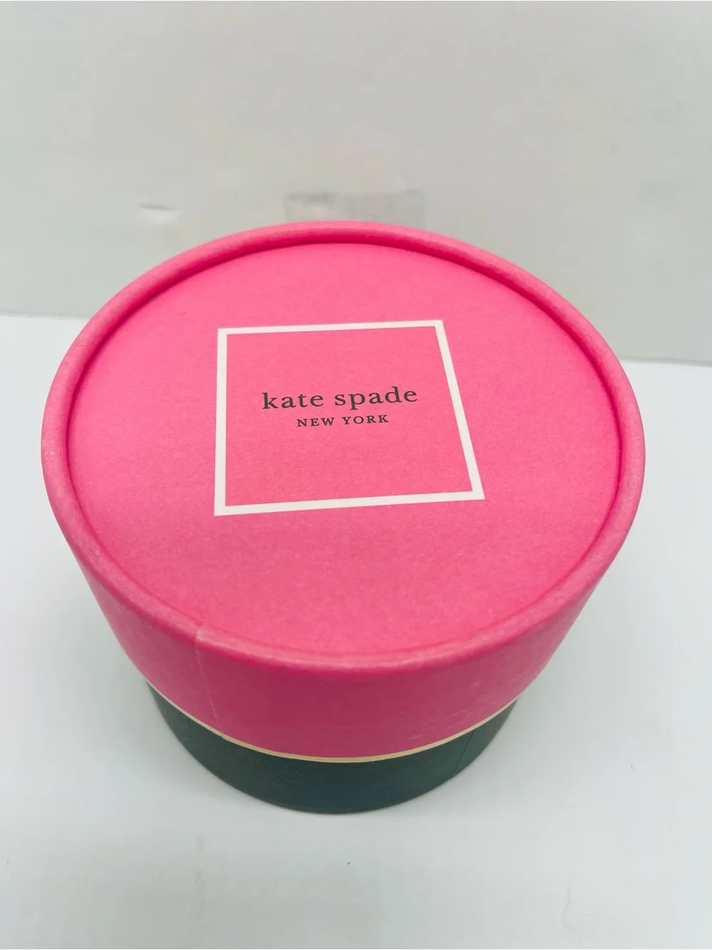 kate spade Pink and Forest Green Round Gift Boxe New
